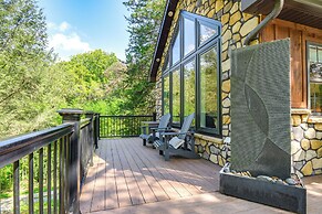 Pet-friendly Delta Cabin w/ Private Hot Tub!