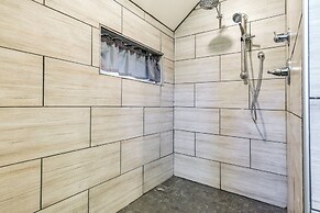 Pet-friendly Delta Cabin w/ Private Hot Tub!