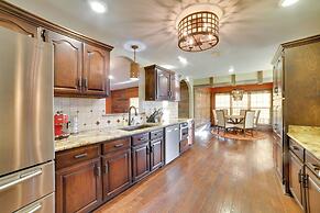Peaceful Big Sandy Home w/ Deck on Kentucky Lake!