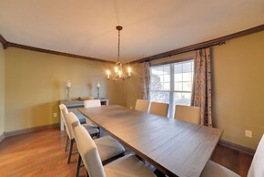 Peaceful Big Sandy Home w/ Deck on Kentucky Lake!