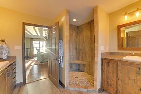 Peaceful Big Sandy Home w/ Deck on Kentucky Lake!