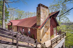 'ledge Lodge' Burkesville Getaway: Pool & Views!