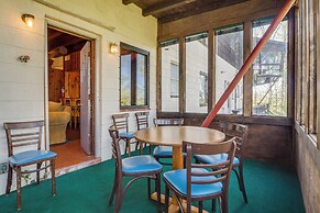 'ledge Lodge' Burkesville Getaway: Pool & Views!