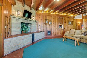 'ledge Lodge' Burkesville Getaway: Pool & Views!