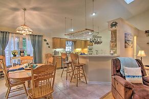 2 Mi to Golf: Retreat w/ Hot Tub in Ocean Pines