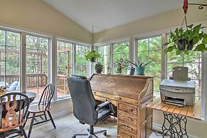 2 Mi to Golf: Retreat w/ Hot Tub in Ocean Pines