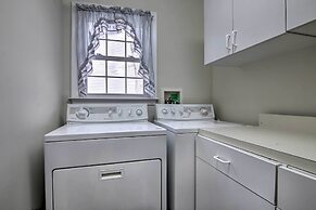 2 Mi to Golf: Retreat w/ Hot Tub in Ocean Pines