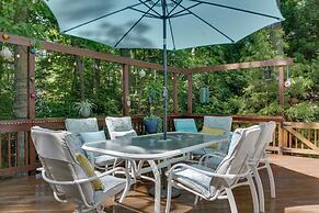 2 Mi to Golf: Retreat w/ Hot Tub in Ocean Pines