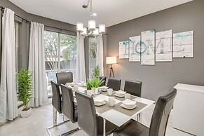 Garden Patio & Fire Pit: Mesquite Home Near Lakes