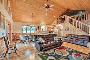 Rapid River Log Cabin w/ Loft on 160 Scenic Acres