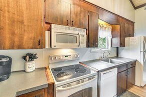 Newcomb Retreat w/ Mountain Views & Fire Pit!