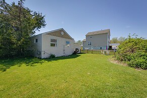 New Jersey Cottage w/ Grill - Short Walk to Beach!