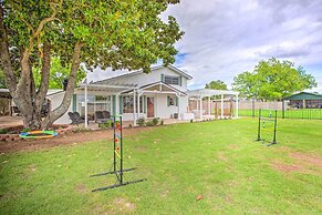 Sanders Island View Home Steps to Lake Texoma