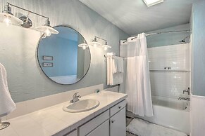 Sanders Island View Home Steps to Lake Texoma