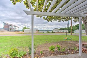 Sanders Island View Home Steps to Lake Texoma