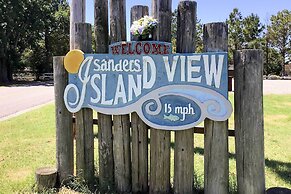 Sanders Island View Home Steps to Lake Texoma
