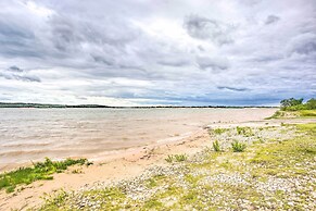 Sanders Island View Home Steps to Lake Texoma