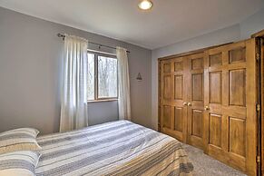 Spacious Buckeye Lake Home w/ Hot Tub & Fire Pit!