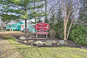 Spacious Buckeye Lake Home w/ Hot Tub & Fire Pit!