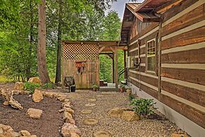 Covered Deck & Fire Pit: Smoky Mountain Cabin