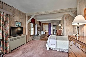 Skaneateles Lake Home: Water Views & Private Beach