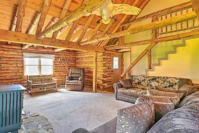 Rustic Zanesville Getaway w/ Expansive Yard!