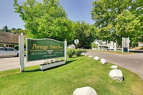Portage Lake Condo w/ Deck & Pool Access!