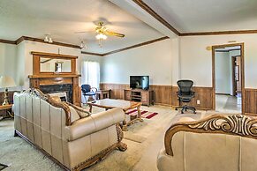 Relaxing Prairie Home, 29 Mi to Starkville!