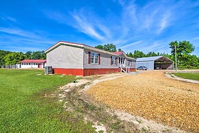 Relaxing Prairie Home, 29 Mi to Starkville!