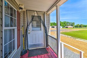 Relaxing Prairie Home, 29 Mi to Starkville!