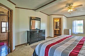 Relaxing Prairie Home, 29 Mi to Starkville!