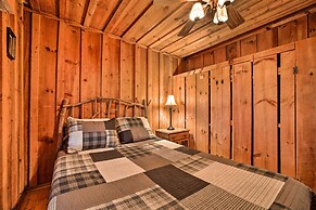 Rustic Maggie Valley Cabin With Mountain Views!