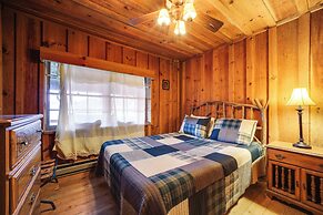 Rustic Maggie Valley Cabin w/ Mountain Views!