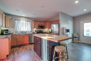 Spacious Sheboygan Home w/ Grill & Fire Pit!