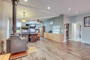 Spacious Sheboygan Home w/ Grill & Fire Pit!