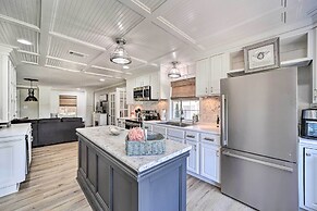 Stunning Oklahoma Home ~ 3 Mi to Spiro Mounds