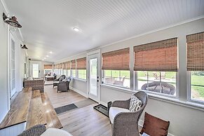 Stunning Oklahoma Home ~ 3 Mi to Spiro Mounds