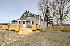 Secluded Bonanza Home w/ Antique Furnishings