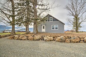 Secluded Bonanza Home w/ Antique Furnishings