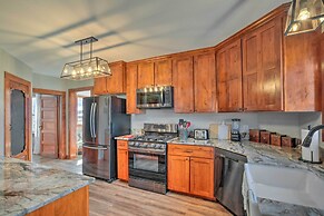 Secluded Bonanza Home w/ Antique Furnishings