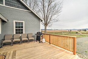 Secluded Bonanza Home w/ Antique Furnishings