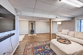 Spacious Franklin Cabin w/ Mountain Views!