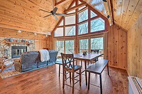Spacious Franklin Cabin w/ Mountain Views!