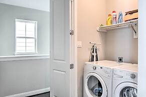 Pet-friendly Houston Townhome, 6 Mi to Dtwn!