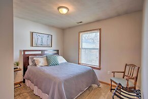 Peaceful Cottage ~ 8 Mi to Downtown Toledo!