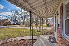 Peaceful Cottage ~ 8 Mi to Downtown Toledo!