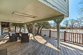 Stunning Nicolaus Getaway on Feather River!