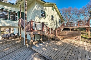 Stunning Nicolaus Getaway on Feather River!