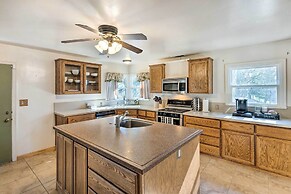 Stunning Nicolaus Getaway on Feather River!