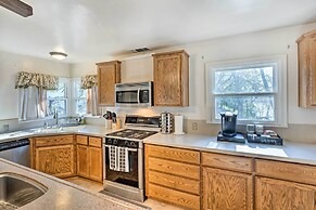 Stunning Nicolaus Getaway on Feather River!